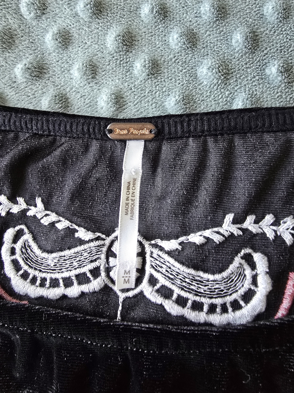 Free People Embroidered Velvet Top – Size Medium - Picture 2 of 3